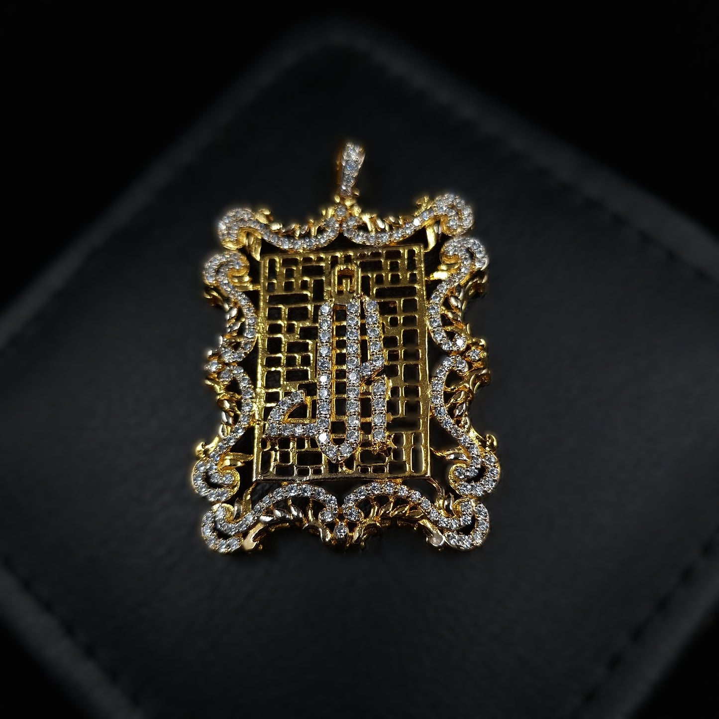 Zirconium Setting Gold-plated Allah Pendant