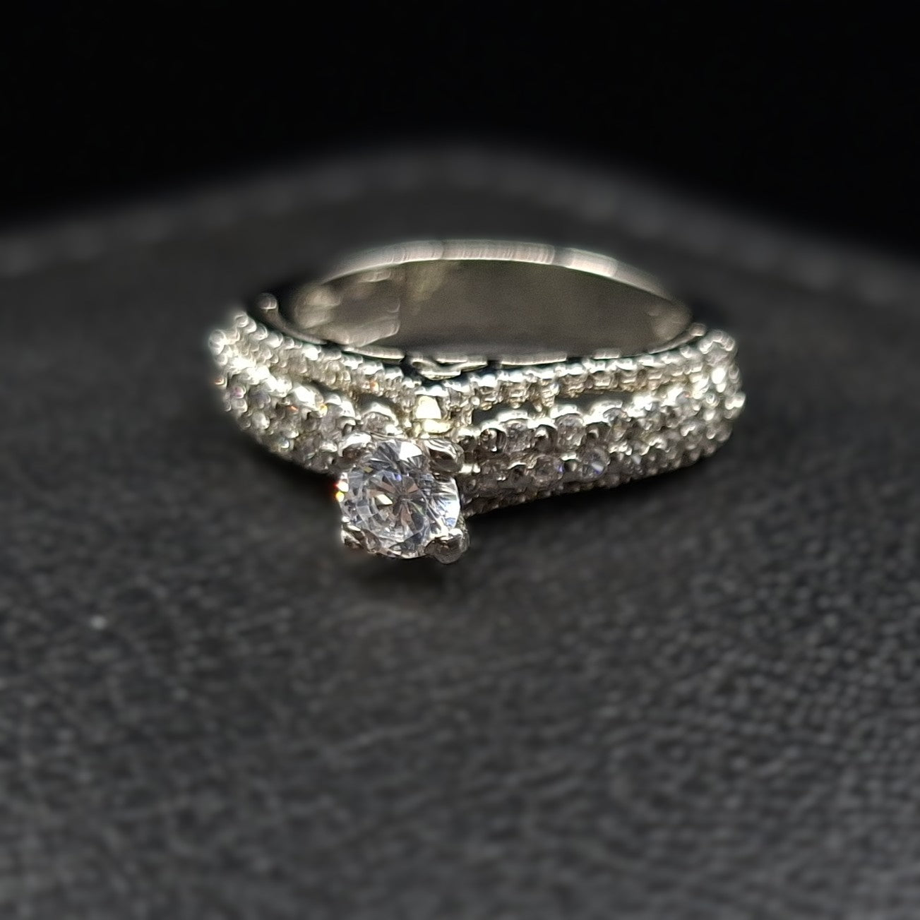 Solitaire Zirconium Pavé Silver Ring