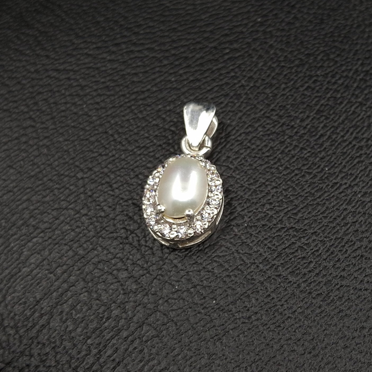Cultured Pearl and Zirconia on Silver Pendant