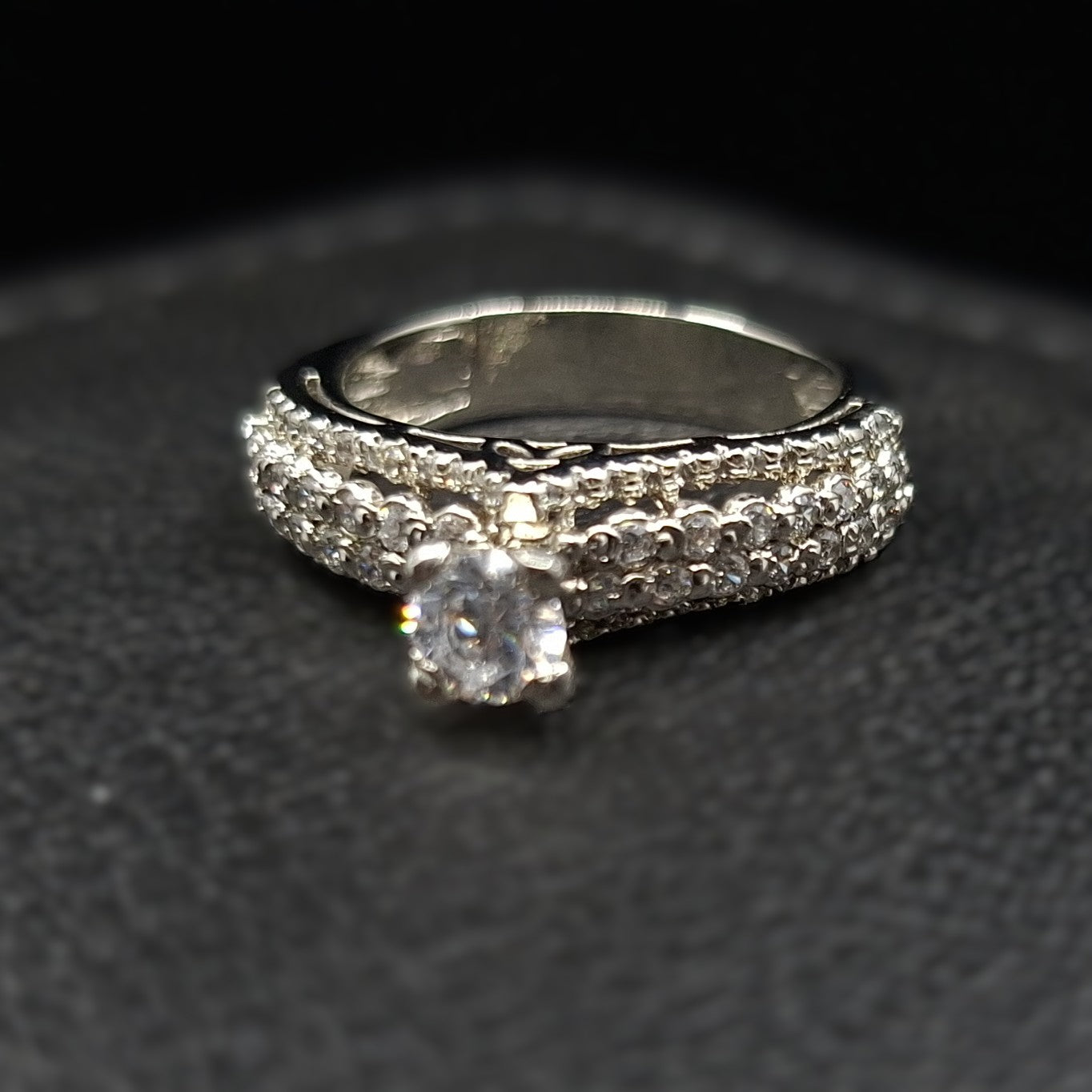 Solitaire Zirconium Pavé Silver Ring
