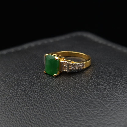 Green Onyx and Brilliant Zirconia on Gold-plated Silver Ring