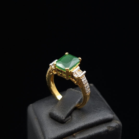 Green Onyx and Brilliant Zirconia on Gold-plated Silver Ring