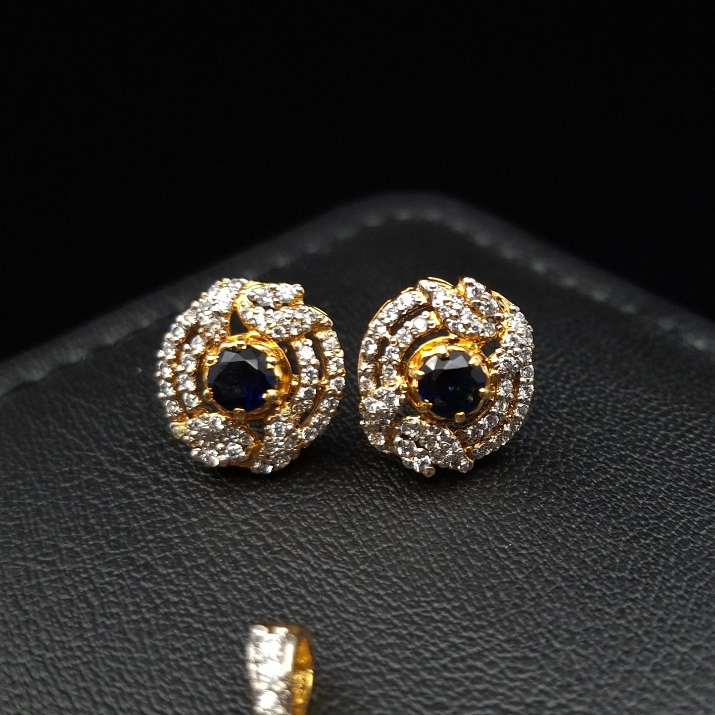 Zirconia Pendant Set with Chetam Blue Sapphire in Gold-plated Silver